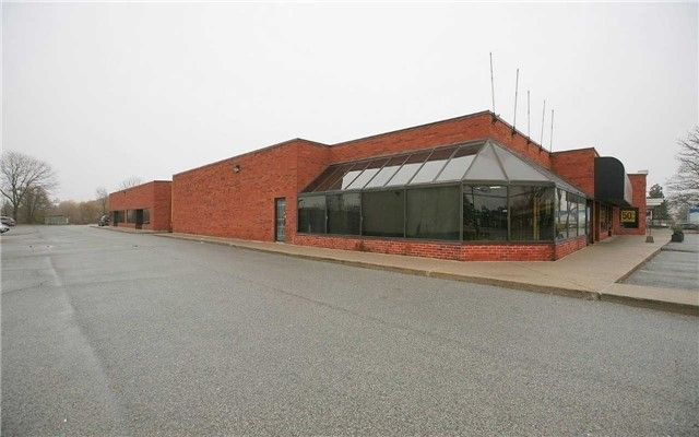 103 - 8365 Woodbine Ave, Markham, L3R 2P4 | Image 2