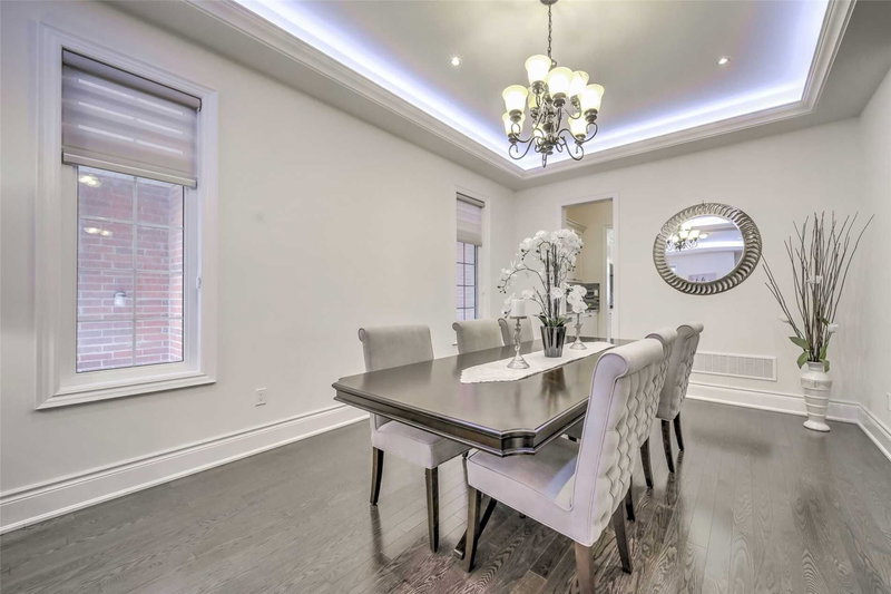 11 Yates Ave, Vaughan, L6A 4X5 | Image 3