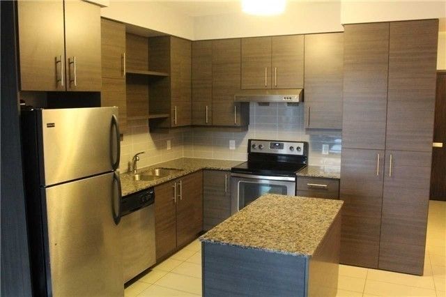 520 - 325 South Park Rd, Markham, L3T0B8 | Image 2