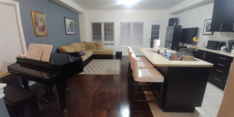 110 Southdown Ave, Vaughan, L6A4N3 | Image 3