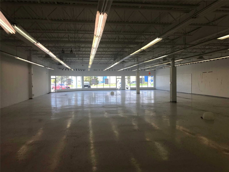 7887 Weston Rd, Vaughan, L4L1A6 | Image 2