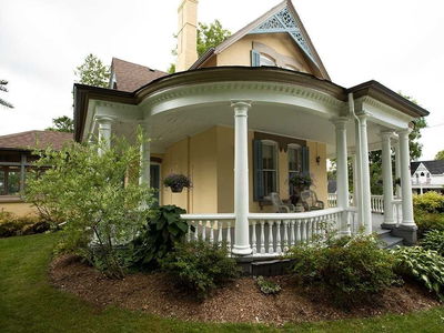 50 First Ave, Uxbridge - Uxbridge image-0-3