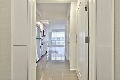 Unit 1111 — 9201 Yonge St, Richmond Hill - Langstaff image-0-1