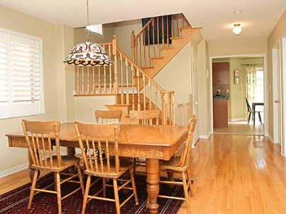 27 Treasure Rd, Vaughan, L6A2Y7 | Image 3