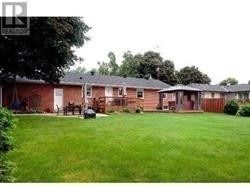 114 Elizabeth Grve, King, L7B1H6 | Image 2