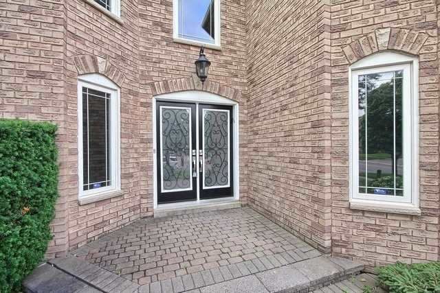 442 Mill St, Richmond Hill, L4C7X5 | Image 2