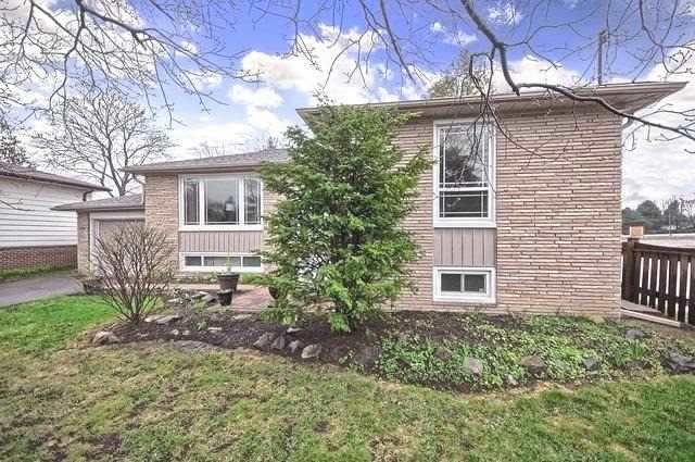 447 Loretta Cres, Whitchurch-Stouffville, L4A7G4 | Image 3