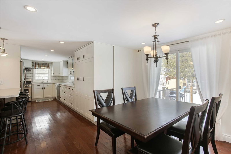 10 Victor Dr, Whitchurch-Stouffville, L4A7X3 | Image 3