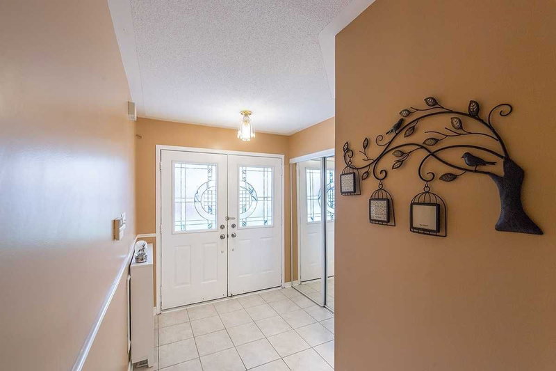 6 Winklers Lane, Markham, L6B1C4 | Image 2