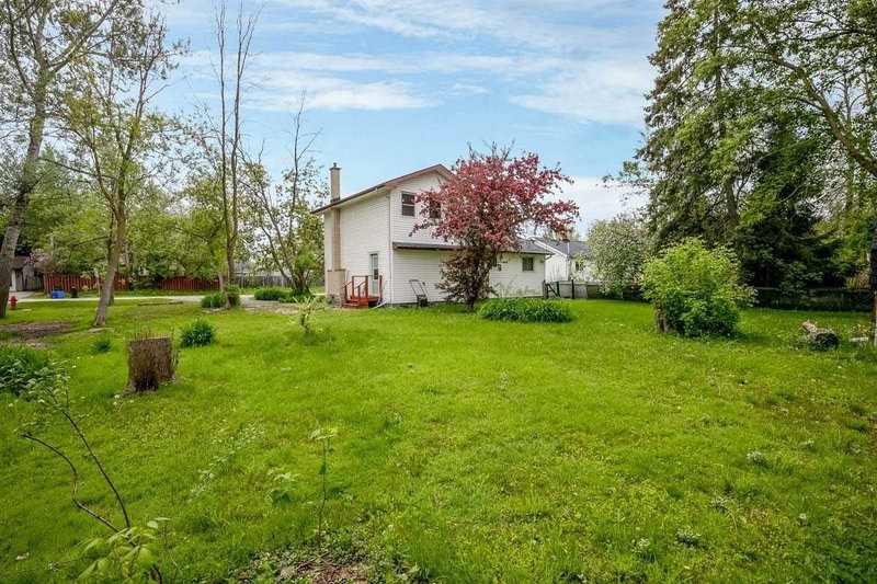 310 Terrace Dr, Georgina, L4P2Y8 | Image 2