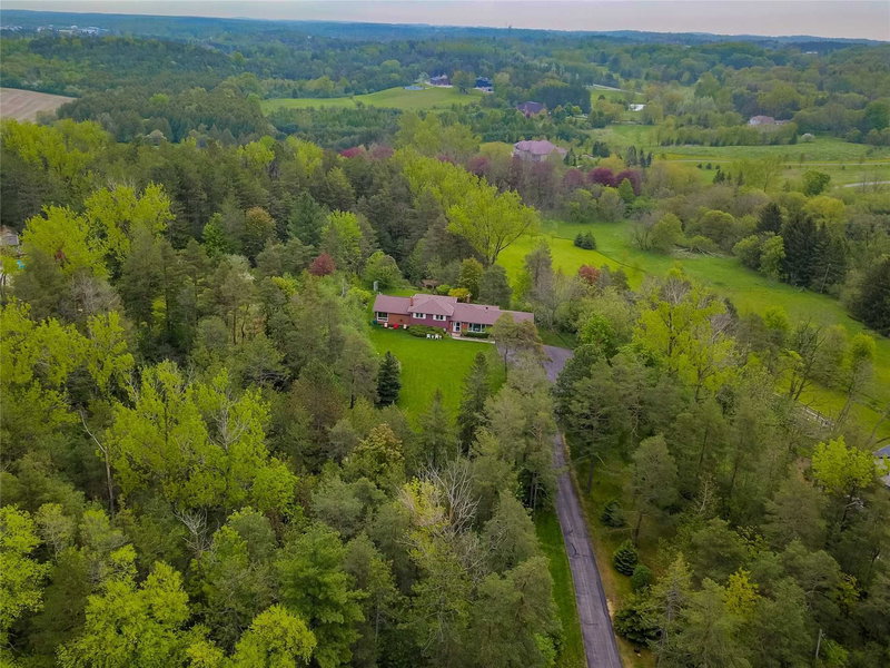 14639 Leslie St, Aurora, L4G7C6 | Image 2