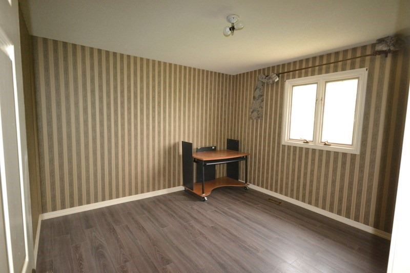 99 Burndean Crt, Richmond Hill, L4C9W5 | Image 3