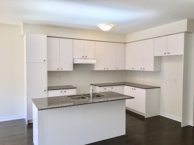 7 Twinflower Lane, Richmond Hill, L4E1E7 | Image 3