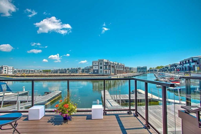 3687 Riva Ave, Innisfil, L9S 0L9 | Image 2