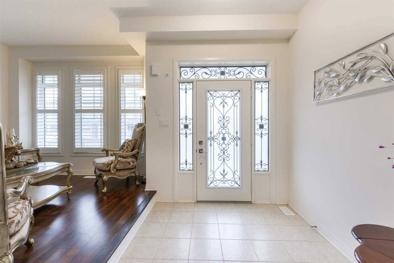 62 Pridham Pl, New Tecumseth, L0W1W0 | Image 2