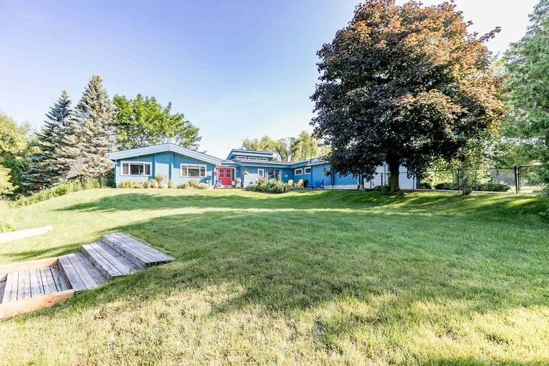 26 Orchard Crt, East Gwillimbury, L0G1M0 | Image 3