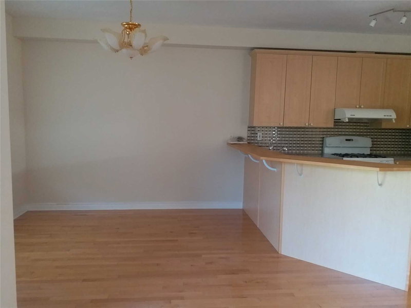 46 Romance Dr, Richmond Hill, L4S2R7 | Image 2