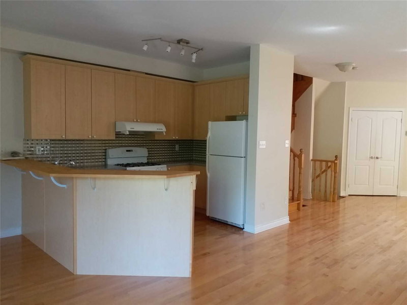 46 Romance Dr, Richmond Hill, L4S2R7 | Image 3