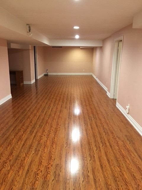 Bsmt - 29 Northgate Cres, Richmond Hill, L4B2K8 | Image 2