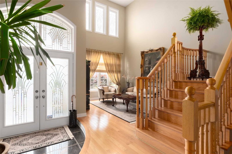 63 Brass Dr, Richmond Hill, L4E4T4 | Image 2