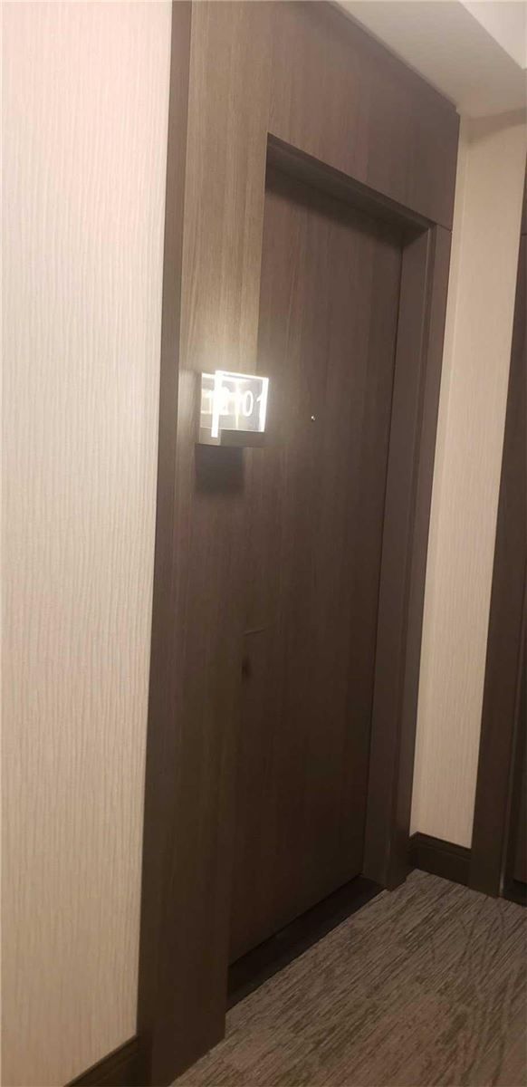 2001 - 15 Water Walk Dr, Markham, L3R5C1 | Image 3