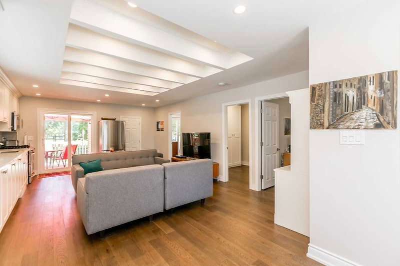 79 De La Salle Blvd, Georgina, L0E1L0 | Image 3