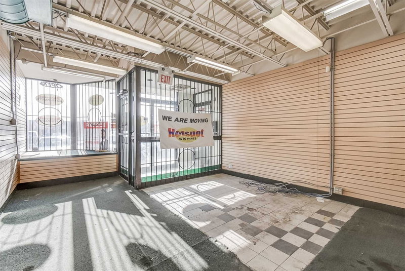 8 - 3850 Steeles Ave W, Vaughan, L4L4Y6 | Image 2