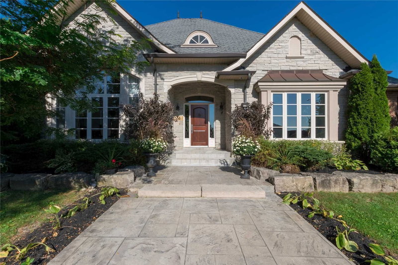 10 Earl Cook Dr, Whitchurch-Stouffville, L4A 1L5 | Image 2