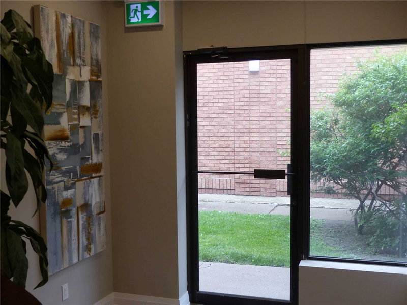 23 - 3300 Steeles Ave W, Vaughan, L4K2Y4 | Image 2