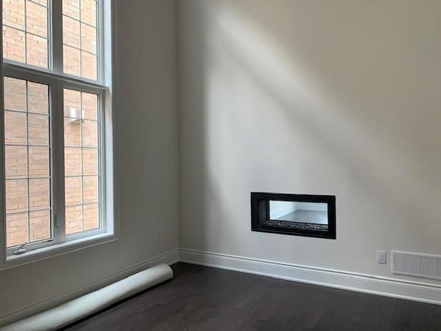 9 Greywacke St, Richmond Hill, L4E1G7 | Image 3