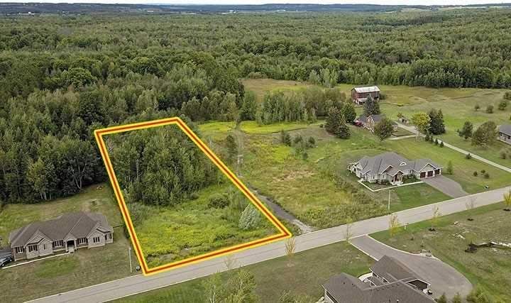 130 Dale Cres, Bradford West Gwillimbury, L0L1L0 | Image 2