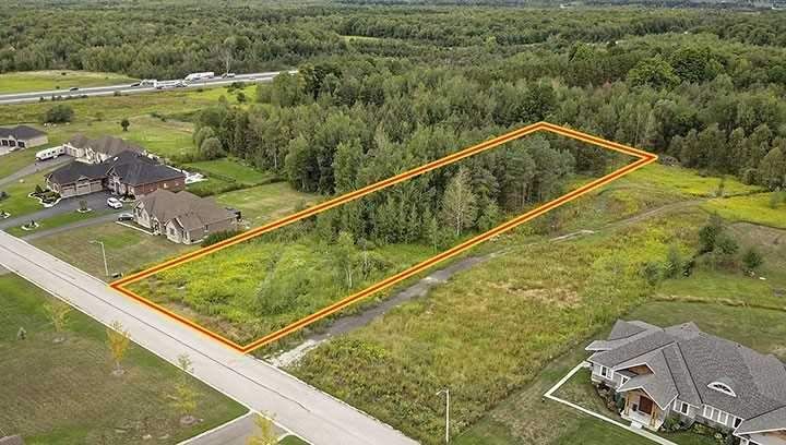 130 Dale Cres, Bradford West Gwillimbury, L0L1L0 | Image 3