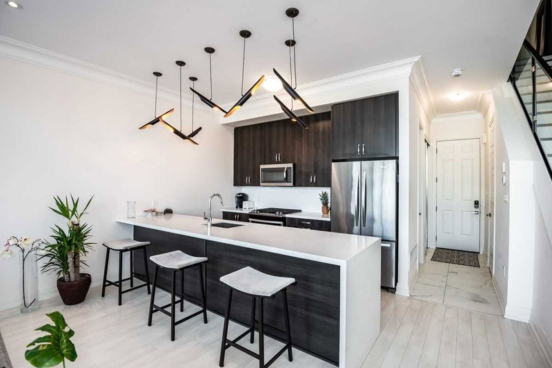 3647 Riva Ave, Innisfil, L9S3M3 | Image 2