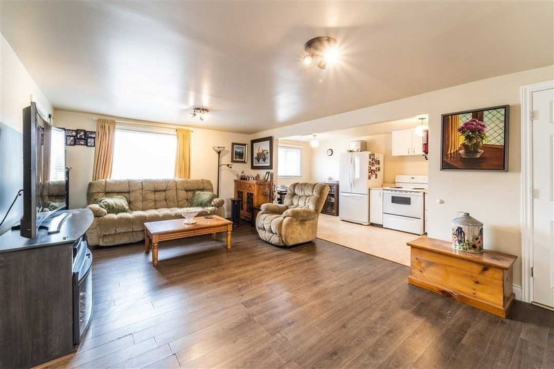 23 Queen St, Innisfil, L0L1L0 | Image 3