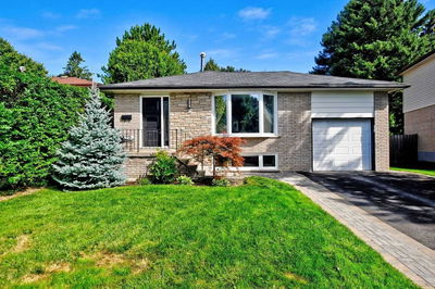 Detached House sold at 6 Hammond Drive, Aurora, Aurora Heights, L4G2T9 - MLS: N4573093