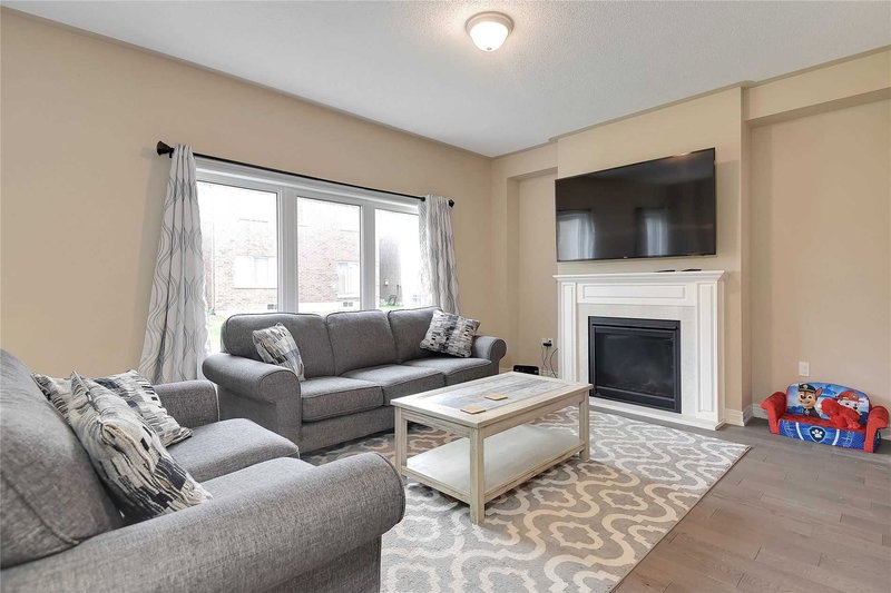 39 Prosser Cres, Georgina, L0E1R0 | Image 3