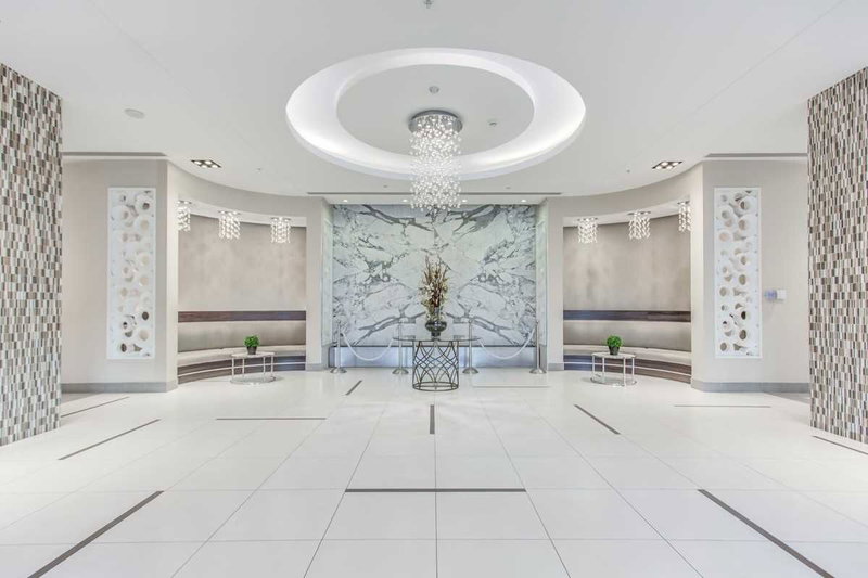 105 - 75 North Park Rd, Vaughan, L4J0H8 | Image 2