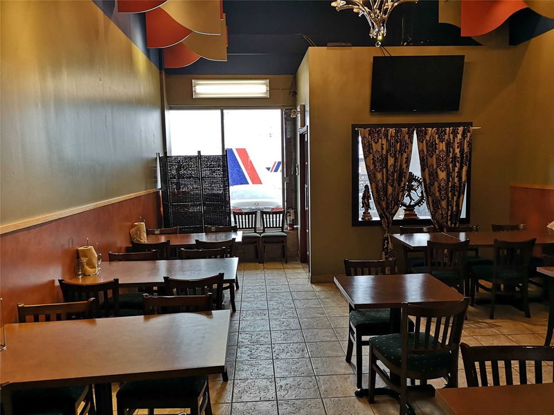 52 - 3175 Rutherford Rd, Vaughan, L4K5Y5 | Image 2