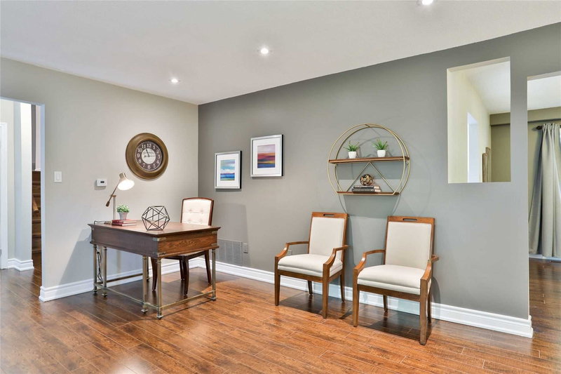 442 Sunset Beach Rd, Richmond Hill, L4E3J2 | Image 2