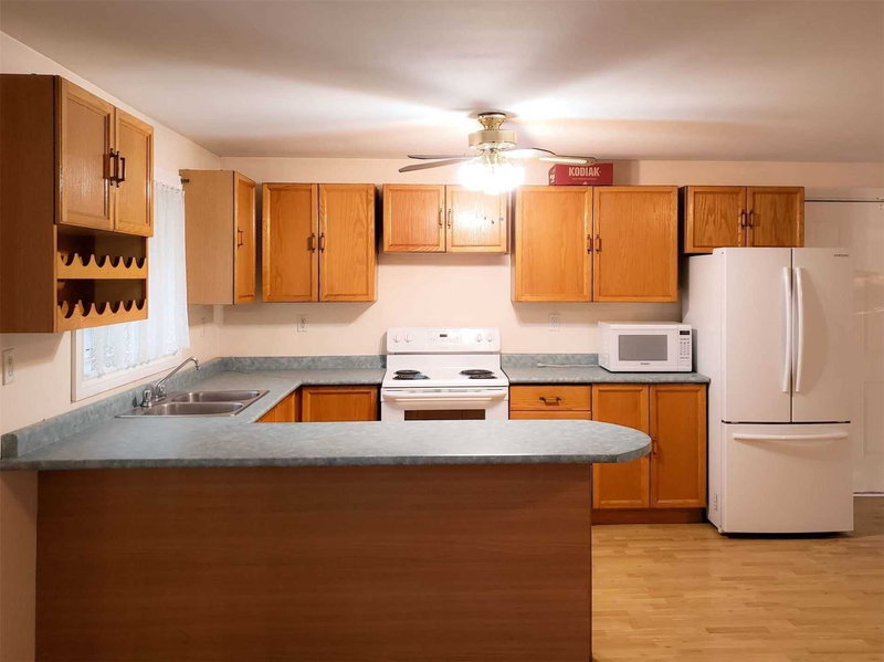 19452 Holland Landing Rd, East Gwillimbury, L9N1M8 | Image 2