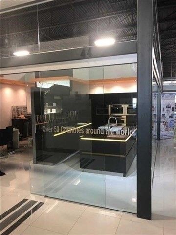 44 - 7250 Keele St, Vaughan, L4K1Z8 | Image 3