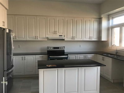 5 Beebalm Lane, East Gwillimbury - Holland Landing image-0-2