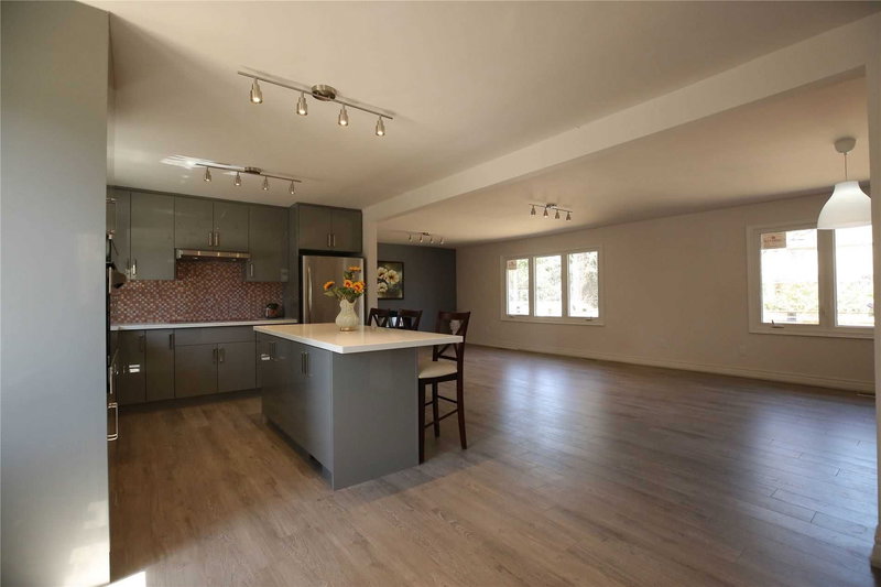 344 Steeles Ave E, Markham, L3T1A8 | Image 3