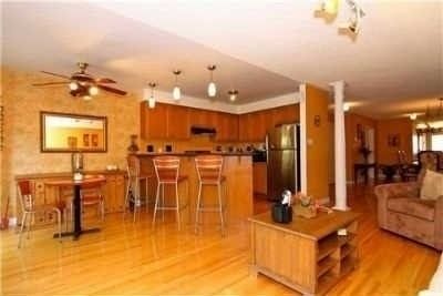 76 Derrywood Dr, Vaughan, L4K5H6 | Image 2