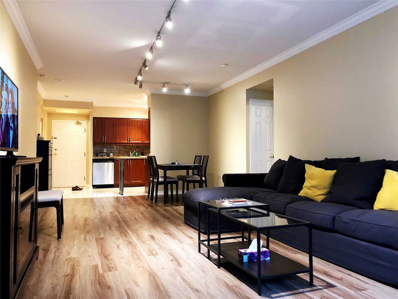 117 - 7398 Yonge St, Vaughan, L4J8J2 | Image 2