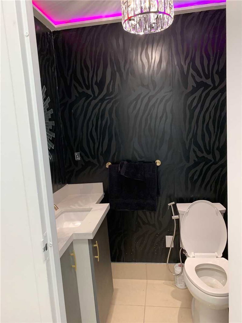 119 - 7163 Yonge St, Markham, L3T0C6 | Image 3