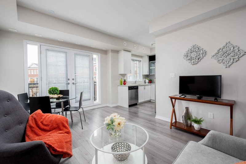 E08 - 26 Bruce St, Vaughan, L4L0H4 | Image 3