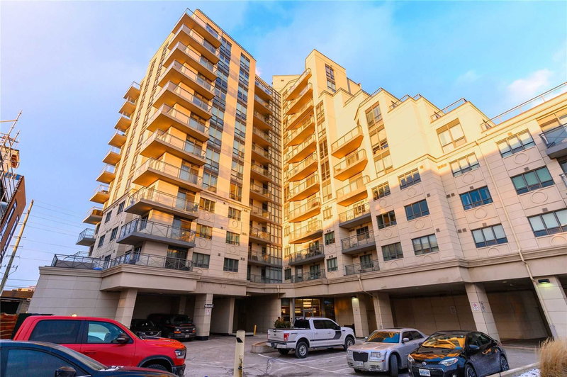 1207 - 7730 Kipling Ave, Vaughan, L4L1Y9 | Image 3