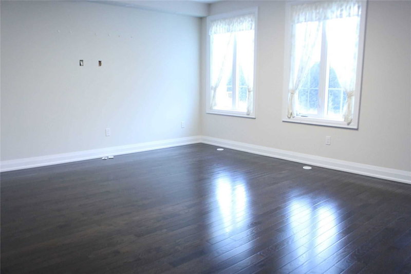 61 Plowman Lane, Richmond Hill, L4S0G4 | Image 3