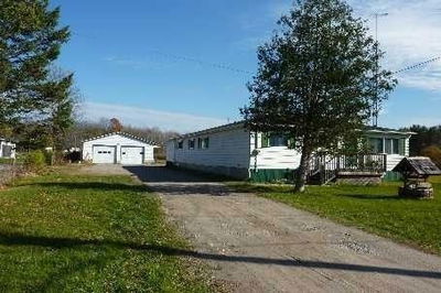 20111 Bathurst St, East Gwillimbury - Holland Landing image-0-3